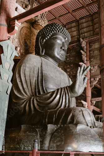 statue of buddha