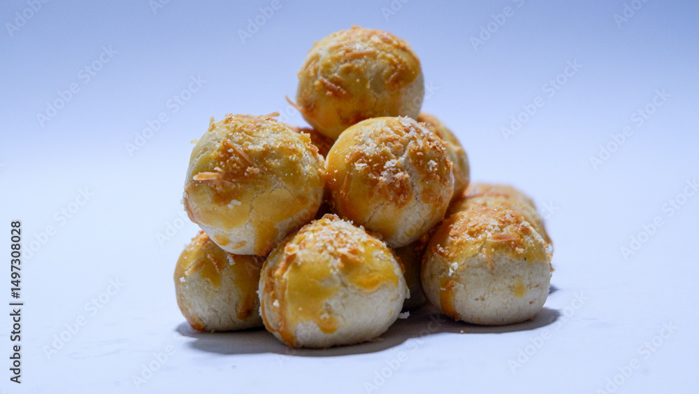 photo of nastar cake with cheese topping on top photo of nastar cake with cheese topping on top