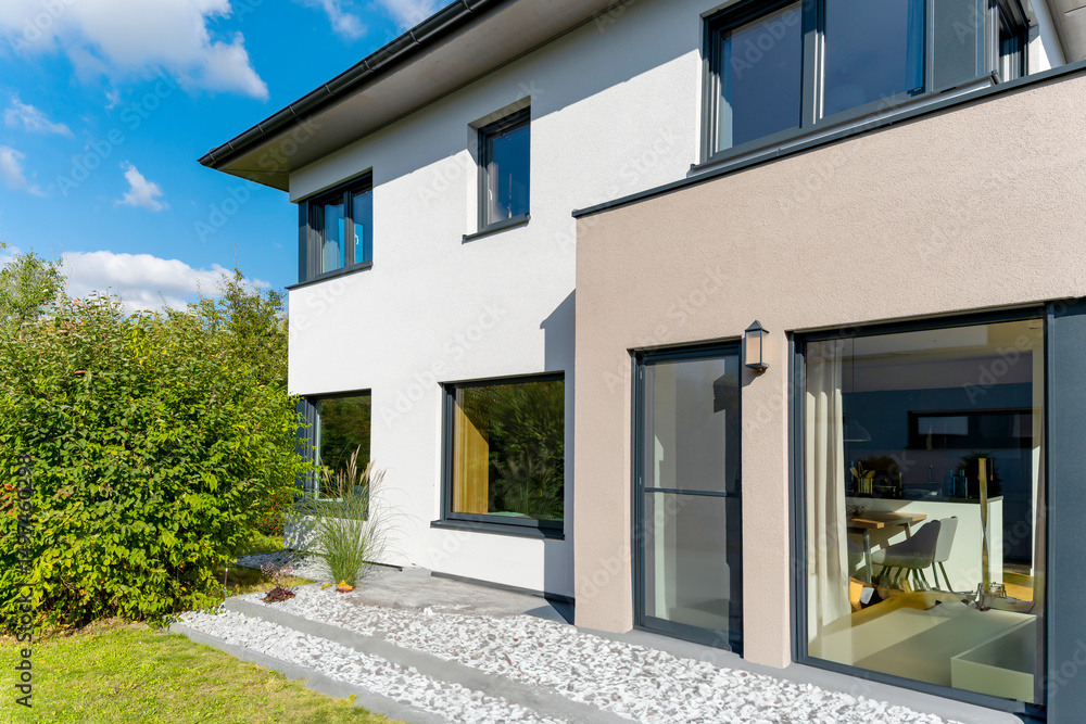 Modernes Einfamilienhaus in Deutschland Modernes Einfamilienhaus in Deutschland