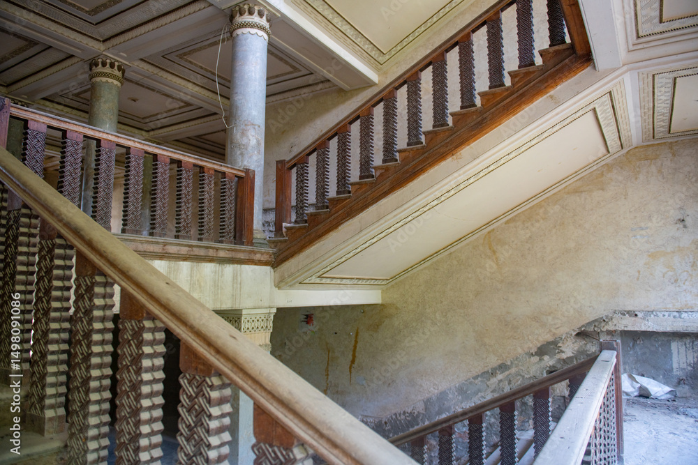 Obraz premium wide staircase Abandoned Sanatorium in Tskaltubo