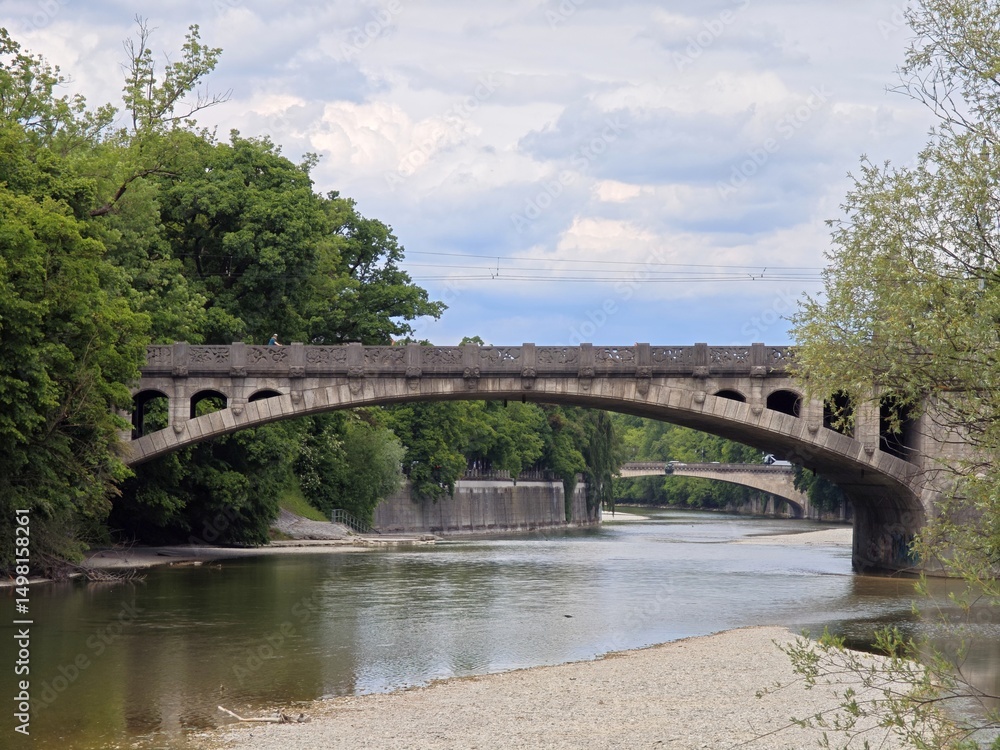 Fototapeta premium Brücke über die Isar bei München