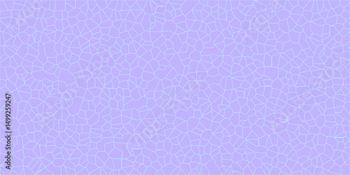 Non-uniform tiling design with interconnected cell patterns

