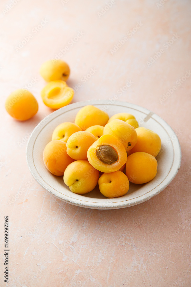 Fresh apricots in a bowl Fresh apricots in a bowl
