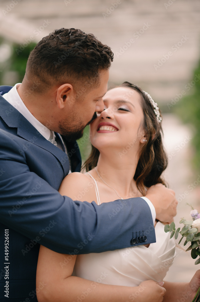 Fototapeta premium boda, día de la boda, celebración de la boda, los novios, matrimonio, casamiento, unión, nupcias, ceremonia nupcial, celebración matrimonial, fiesta de bodas, banquete de bodas, día del enlace, día es