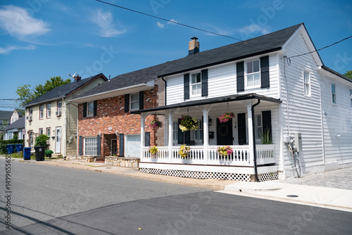 Architecture of old Leesburg, virginia with old townhouses