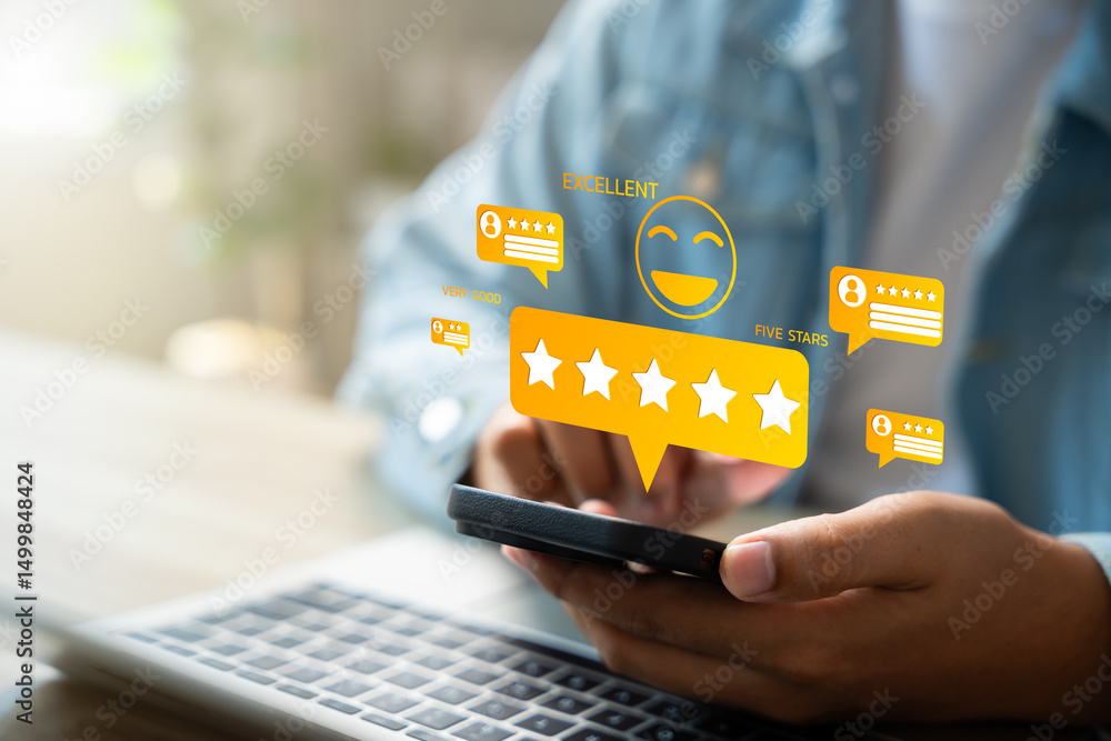 Φωτογραφία Consumer use smartphone to complete online customer satisfaction survey, rating 5 stars for excellent service and product quality