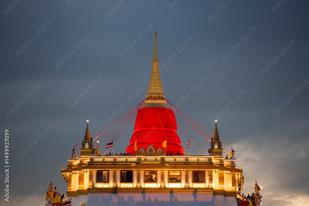 Fototapeta premium THAILAND BANGKOK GOLDEN MOUNT WAT SAKET