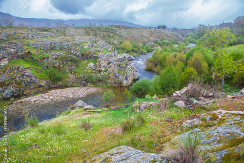 Obraz na płótnie Aravalle river meander close to Retuerta, Avila w salonie