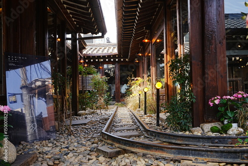 Ikseon-dong Hanok Street, Village of Traditional Korean Houses in Seoul, Korea - 韓国 ソウル 益善洞 韓屋通り	