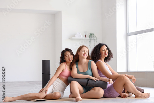 Sporty body positive women ...