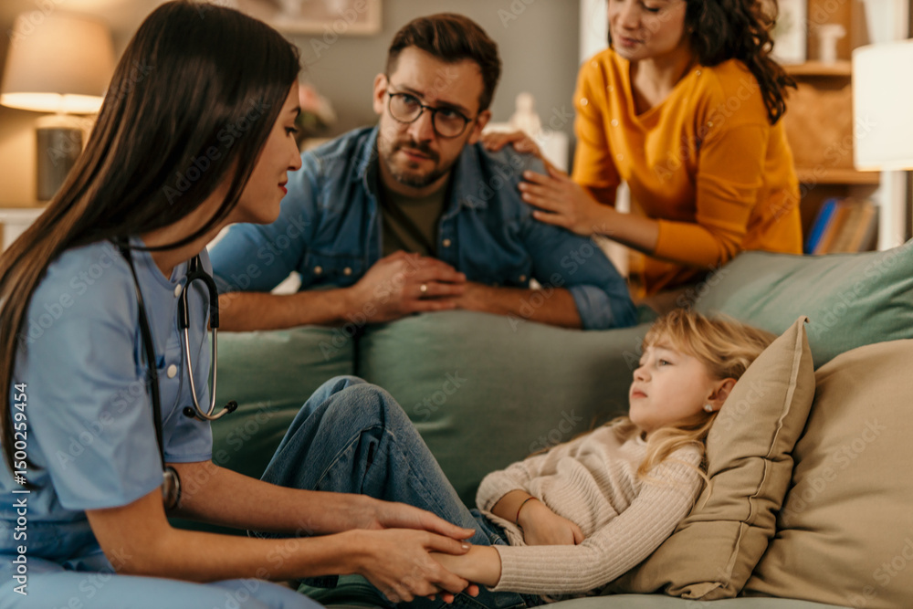 Obraz premium Pediatrician visiting sick girl at home with family support