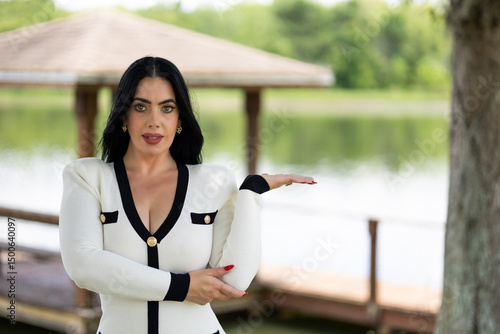 Fotografie Portrait of woman with a smirk and firm gaze, professional and confident style