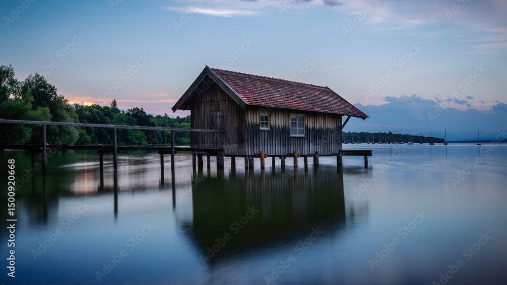 Nightfall - Die Nacht bricht an Nightfall - Die Nacht bricht an