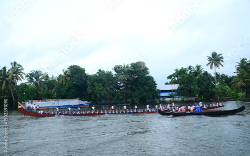 Photos Snake Boat Race in Kerala, India
