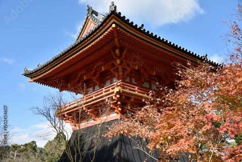 総本山仁和寺　秋の鐘楼【重要文化財】