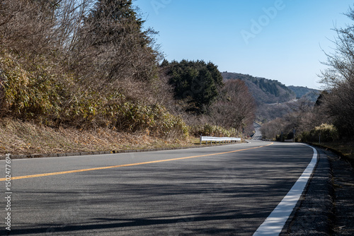 神奈川県の箱根ターンパイクの高原峠道
