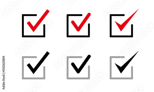 赤と黒のチェックボックス チェックマークのセットイラスト