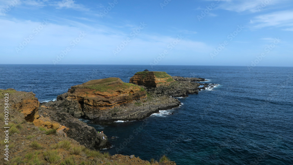 Baía das Contendas is part of one of the special protection areas for wild birds formed by Ponta das Contendas, this bay and Baía das Mós, including Ilhéu da Mina in Terceira Island, Azores Baía das Contendas is part of one of the special protection areas for wild birds formed by Ponta das Contendas, this bay and Baía das Mós, including Ilhéu da Mina in Terceira Island, Azores