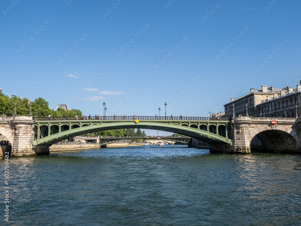 Paris Paris