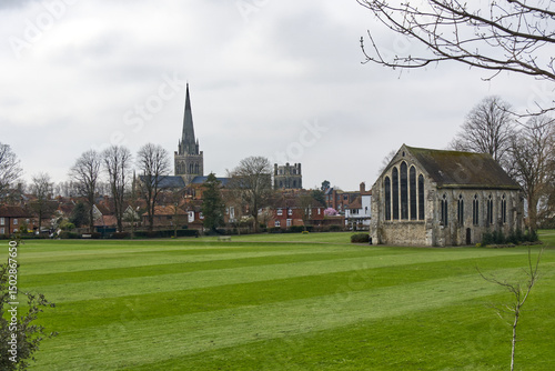 Obraz na plátne Chichester Cathedral from priory Park