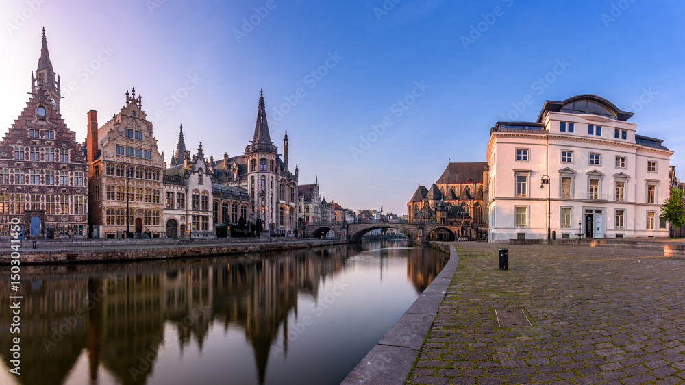 Fototapeta premium Morning panorama of the city of Gent, Flanders, Belgium