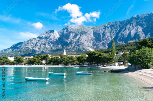 Fototapeta Naklejka Na Ścianę i Meble -  Serenely calm Adriatic Sea in summer season. Promajna, Croatia.