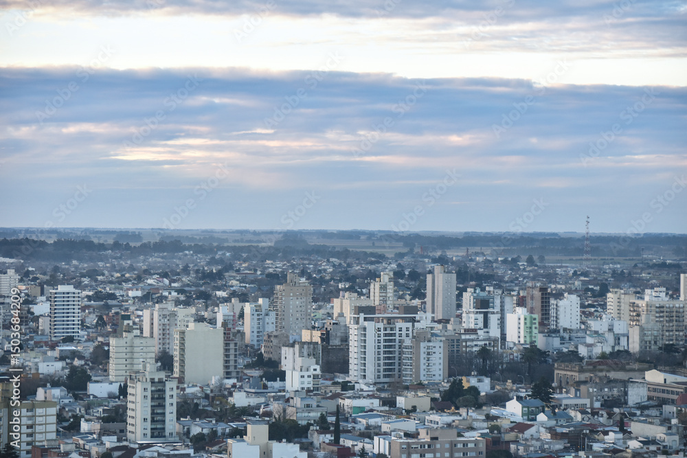Obraz premium vista panoramica de la ciudad de Tandil, en la provincia de Buenos Aires, Argentina.