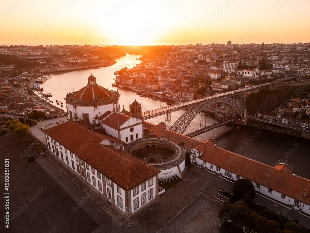 Obraz premium Beautiful aerial view to large monastery and big metal bridge