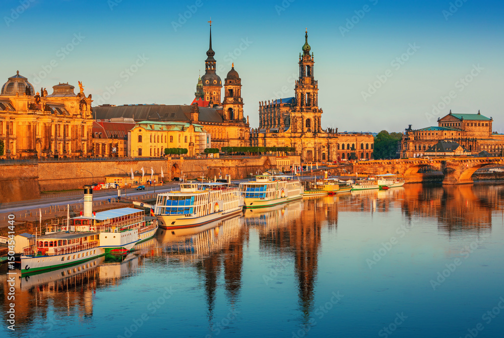 Fototapeta premium Dresden, the German federal state of Saxony city, river, old europe
