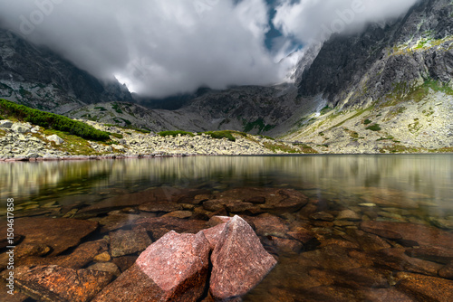 Fototapeta Naklejka Na Ścianę i Meble -  lake in the mountains