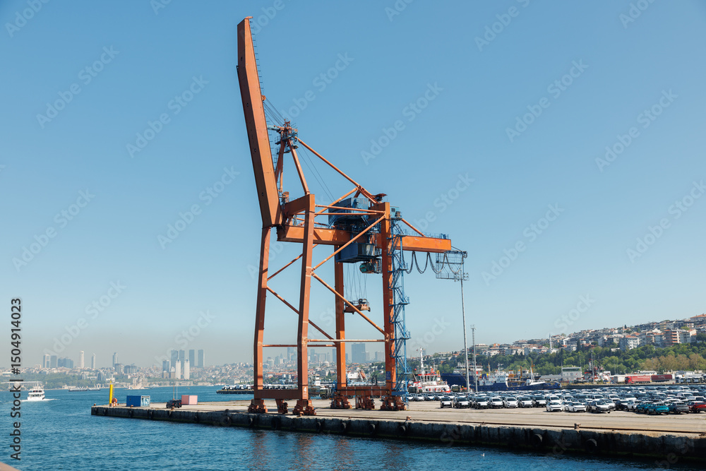 Obraz premium cranes in harbor