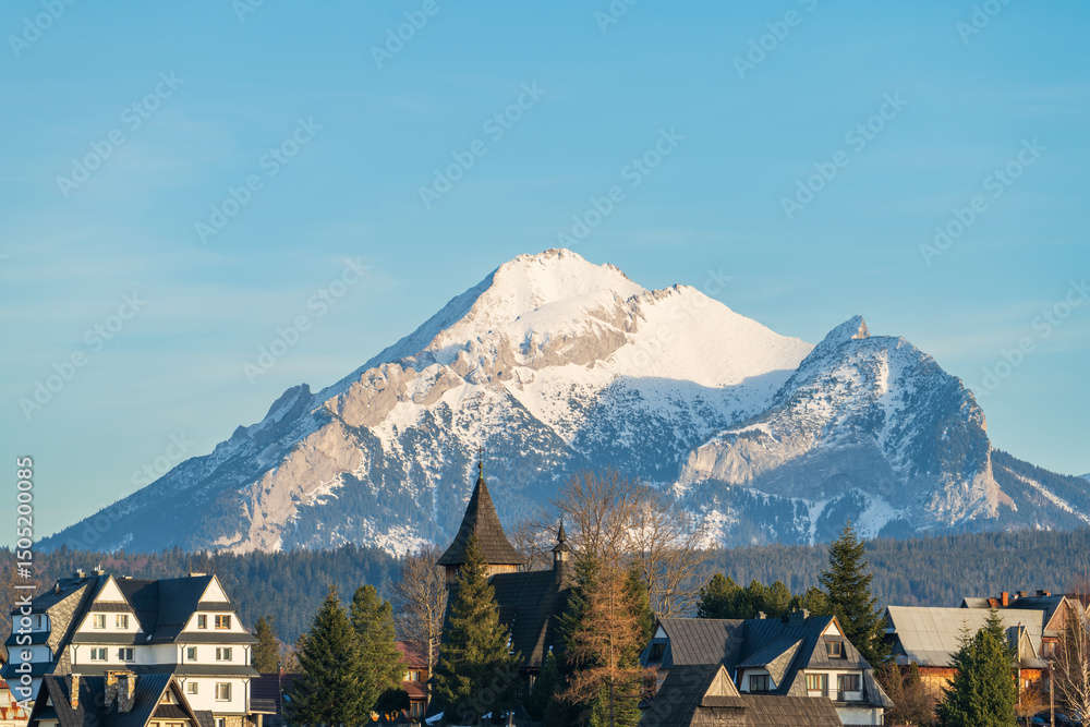 Fototapeta premium Snowy Hawrań i Murań peaks in Tatry mountains region. Poland
