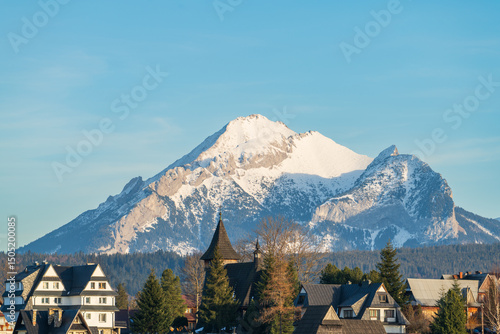 Fototapeta Naklejka Na Ścianę i Meble -  Snowy Hawrań i Murań peaks in Tatry mountains region. Poland