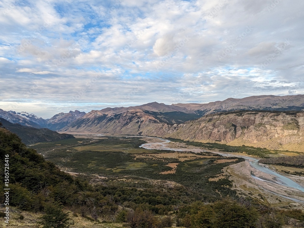 Naklejka premium Laguna de los Tres Trek