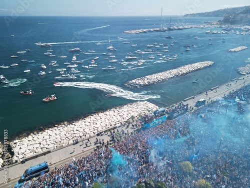 Fotografie Naples, napoli, lungomare caracciolo festa scudetto, italy