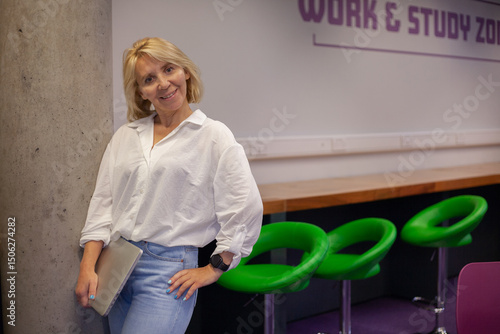 middle aged business Women in Focus