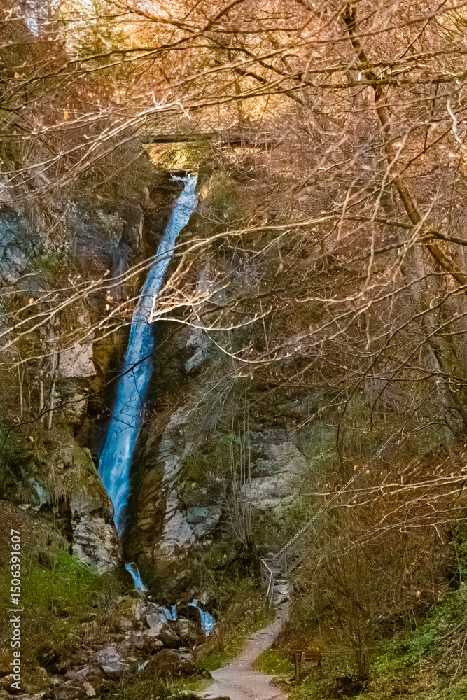 Obraz premium Alpine spring view at the famous Gainfeld waterfall, Bischofshofen, St. Johann im Pongau, Salzachpongau, Salzburg, Austria