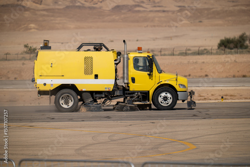 Canvas Print Runway Sweeper at KSA Airshow