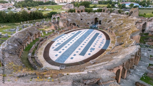 Fotografie Aerial View of the Roman Amphitheater in Santa Maria Capua Vetere