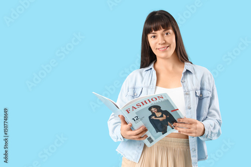 Beautiful woman reading fas...