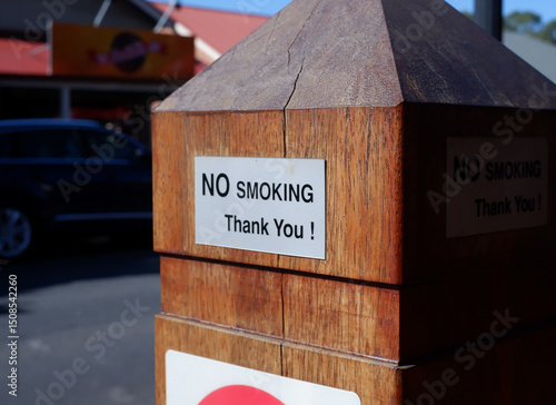 No Smoking Thank You, Sign