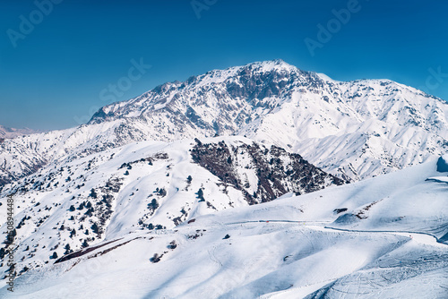 Schilderij op canvas Amirsoy, Amirsay snowy rocks, mountains in Uzbekistan