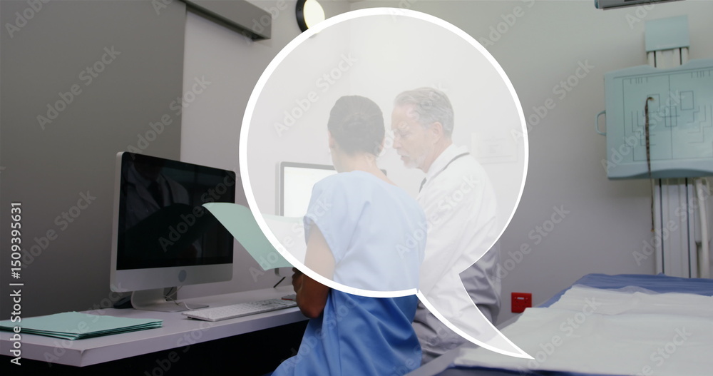 Fototapeta premium Image of speech bubble over diverse doctors using computer