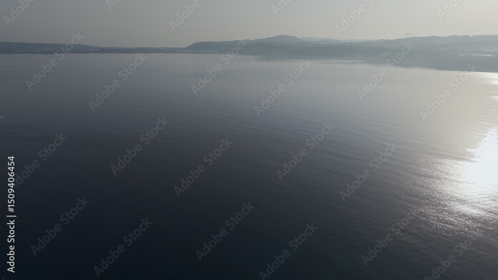 Fototapeta premium 沖縄の海ドローン空撮