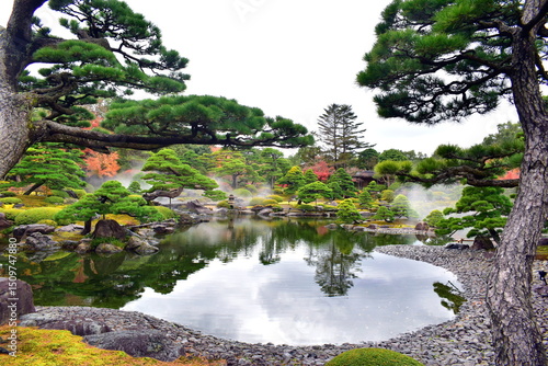 由志園　紅葉　島根　秋