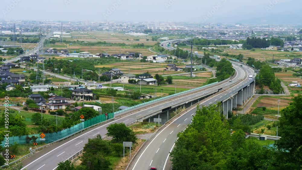 S字状に伸びる高速道路 タイムラプス S字状に伸びる高速道路 タイムラプス