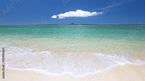 沖縄県　本部町　瀬底島　瀬底ビーチ
