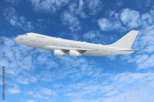 Avion de ligne navigant dans un ciel bleu