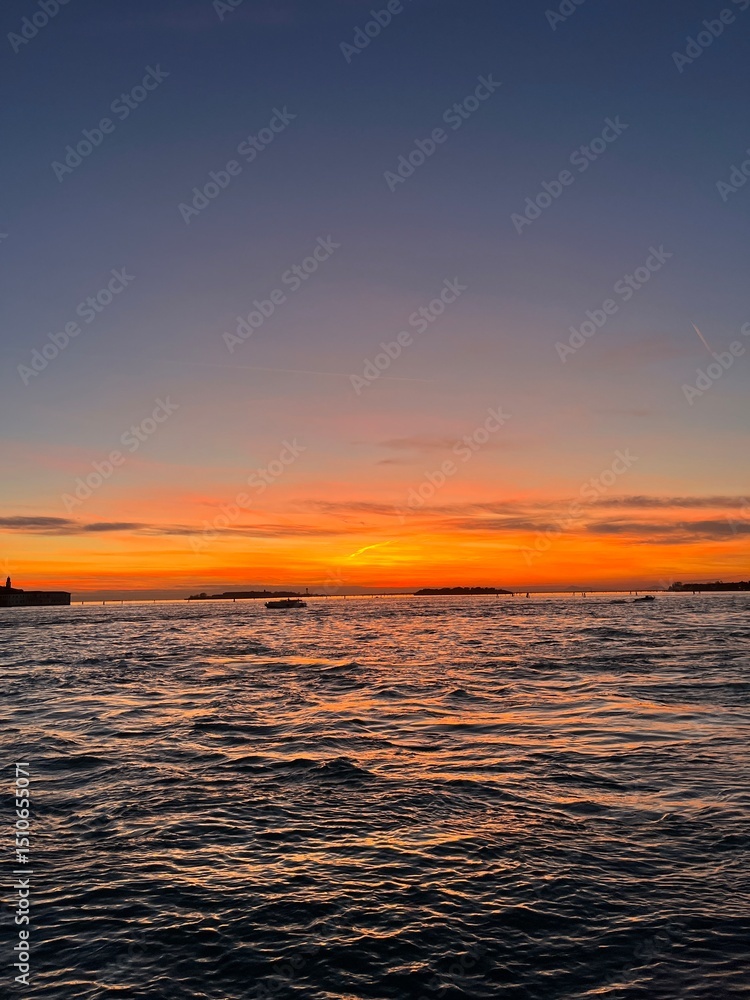 Obraz premium Sunset in Venice