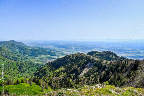 Weissenstein, Mittelland, Aare, Fluss, Aareland, Balmberg, Aussichtspunkt, Felder, Landwirtschaft, Wanderweg, Bergbahn, Alpenpanorama, Solothurn, Frühling, Schweiz